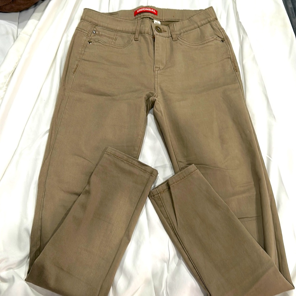 Union Bay brand, size 7, junior size.